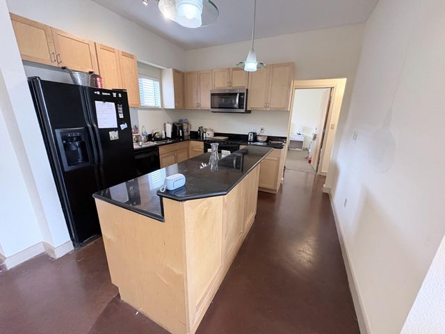 711 W 26th ST 700, Austin, TX 78705