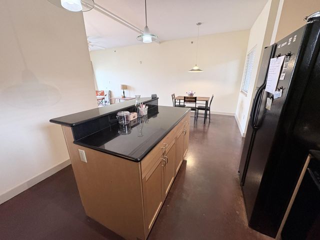 711 W 26th ST 700, Austin, TX 78705