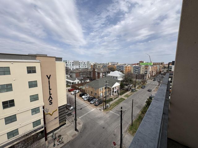 711 W 26th ST 700, Austin, TX 78705