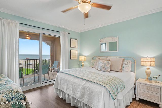 1200 Beach Drive, 301, Gulfport, MS 39507