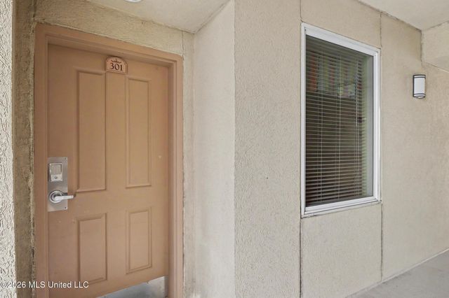 1200 Beach Drive, 301, Gulfport, MS 39507