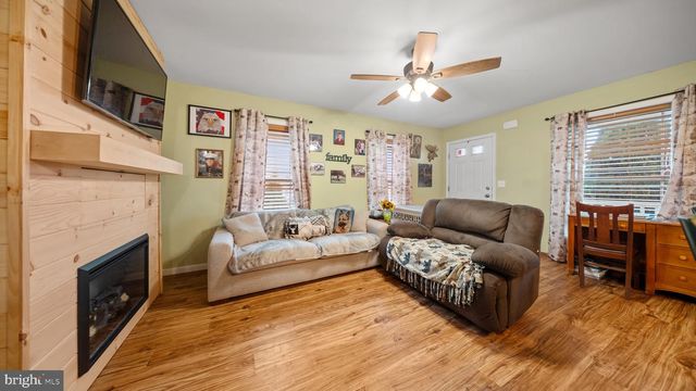 618 S LEE AVE, Ellendale, DE 19941