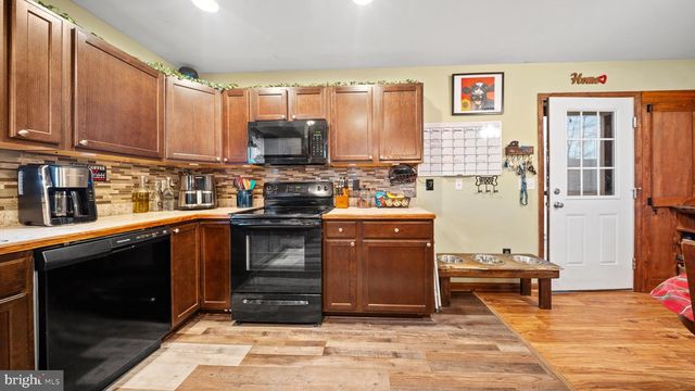 618 S LEE AVE, Ellendale, DE 19941