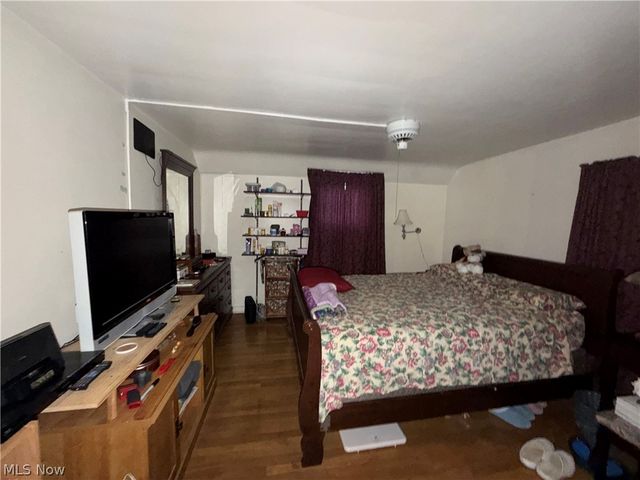20029 Sussex Road, Shaker Heights, OH 44122