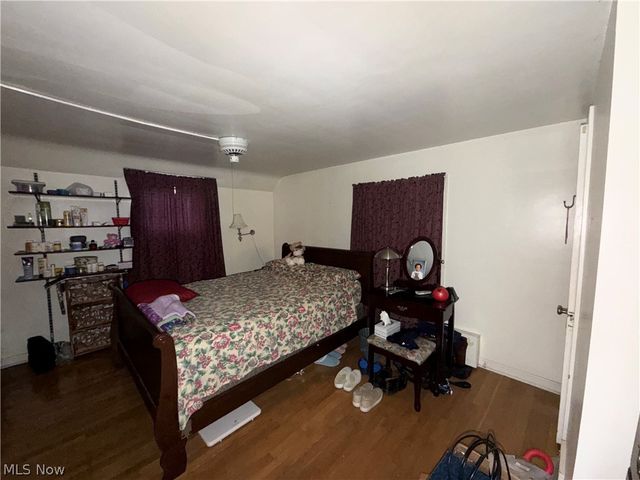 20029 Sussex Road, Shaker Heights, OH 44122