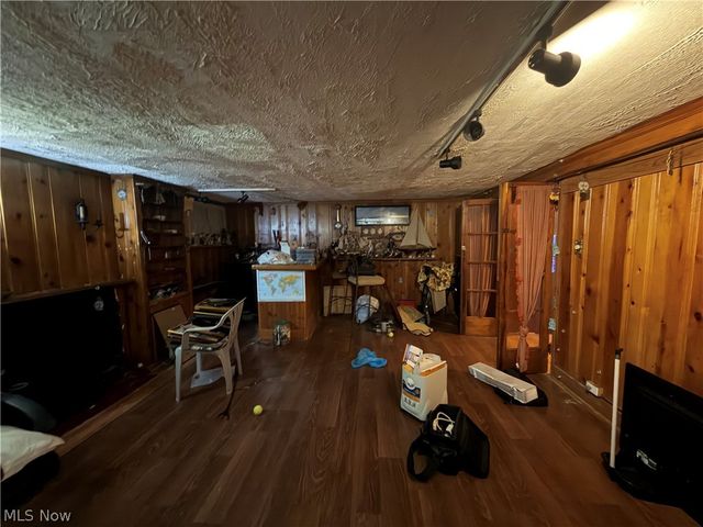 20029 Sussex Road, Shaker Heights, OH 44122