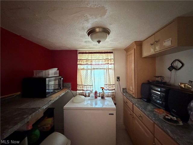 20029 Sussex Road, Shaker Heights, OH 44122