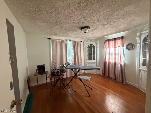 20029 Sussex Road, Shaker Heights, OH 44122