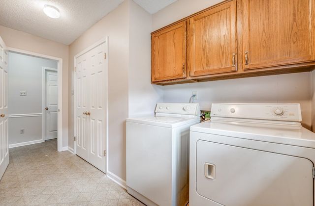 8198 WALNUT CREEK RD, Memphis, TN 38018