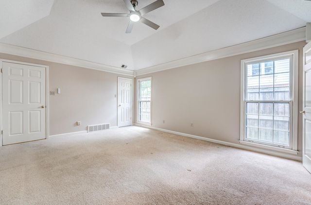 8198 WALNUT CREEK RD, Memphis, TN 38018