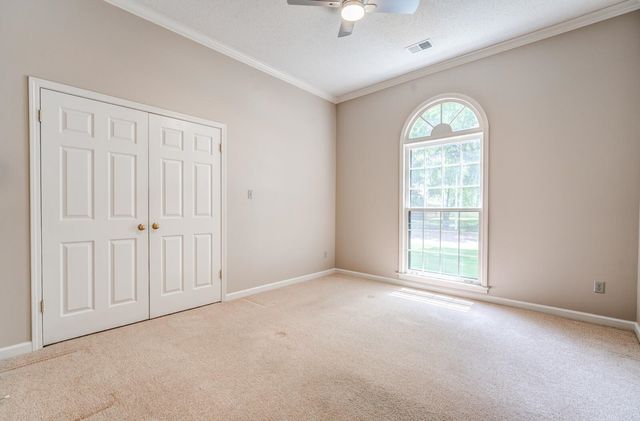 8198 WALNUT CREEK RD, Memphis, TN 38018
