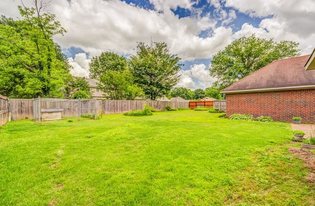 8198 WALNUT CREEK RD, Memphis, TN 38018