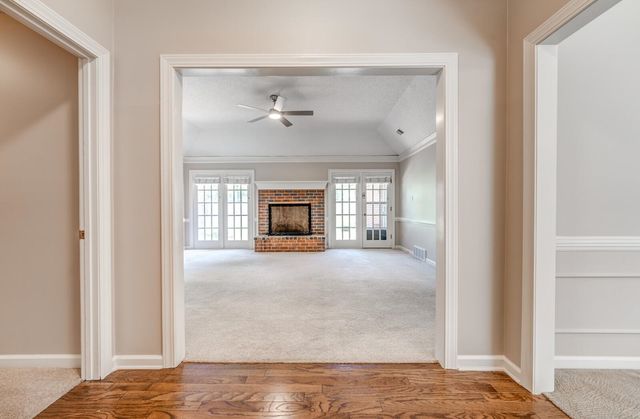8198 WALNUT CREEK RD, Memphis, TN 38018