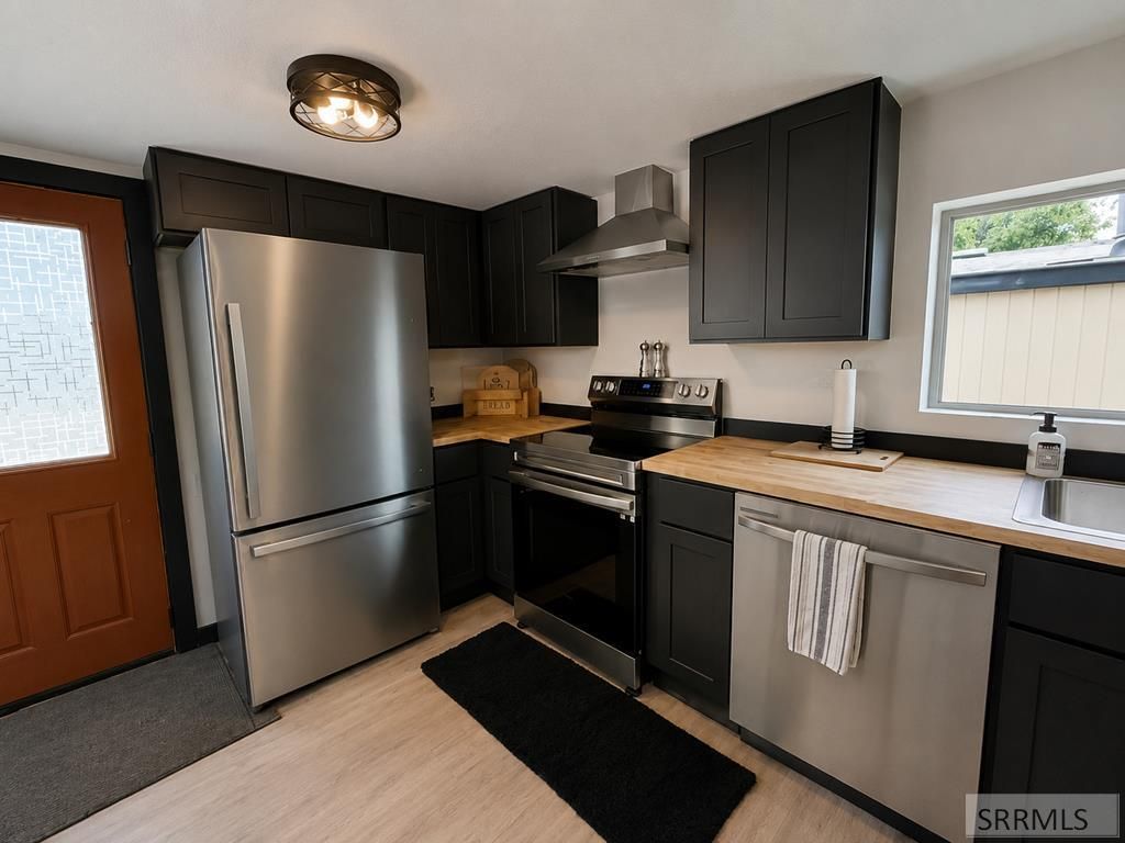 Image 4 of property listing at 211 Fairmont Street, Salmon, ID 83467