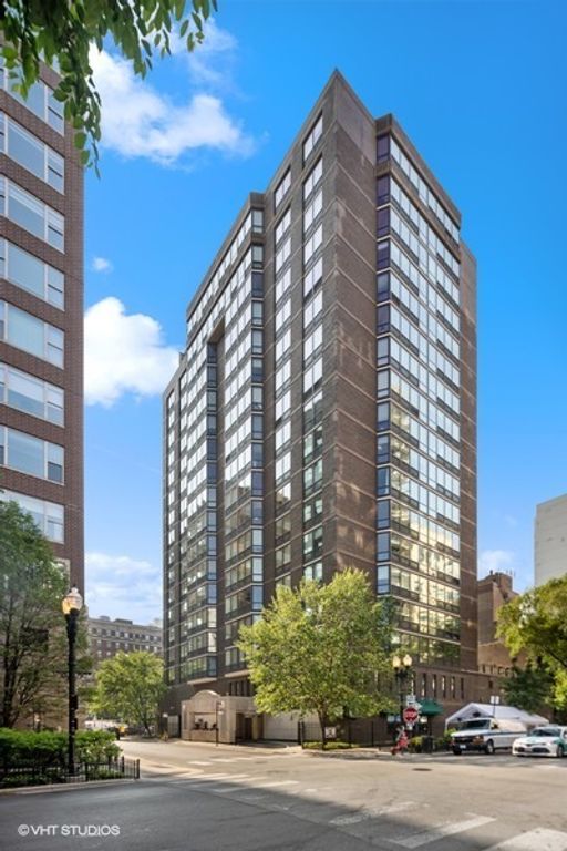 21 W Goethe Street 2D, Chicago, IL 60610