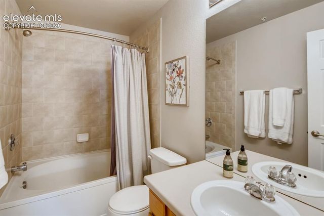 846 Victoria Ridge Point, Colorado Springs, CO 80903
