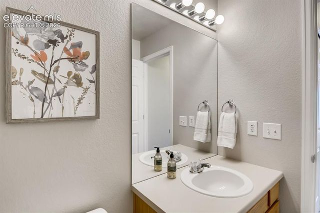 846 Victoria Ridge Point, Colorado Springs, CO 80903