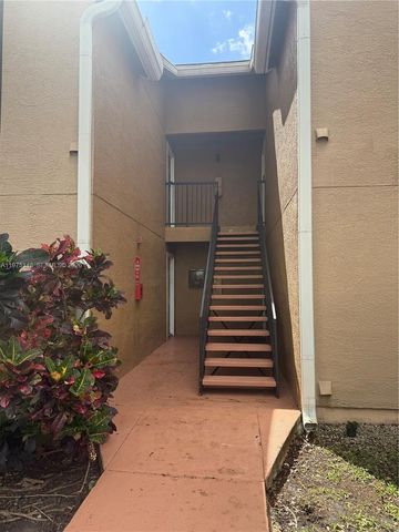 15680 SW 106th Lane 803, Miami, FL 33196