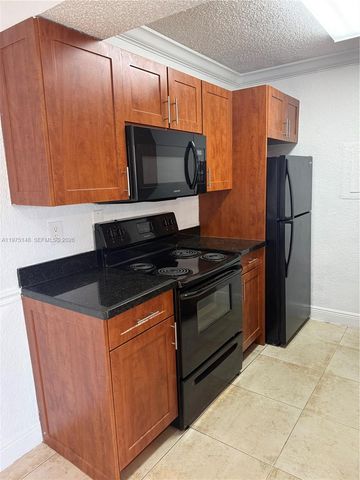 15680 SW 106th Lane 803, Miami, FL 33196