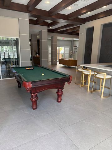 15680 SW 106th Lane 803, Miami, FL 33196