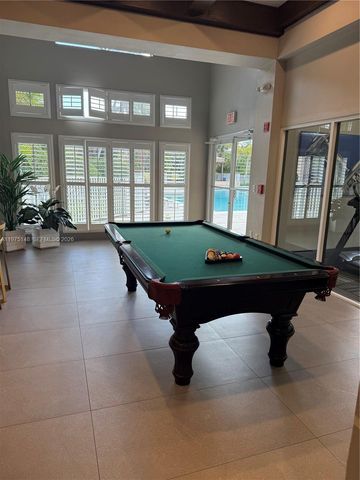 15680 SW 106th Lane 803, Miami, FL 33196