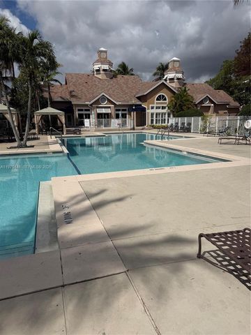15680 SW 106th Lane 803, Miami, FL 33196