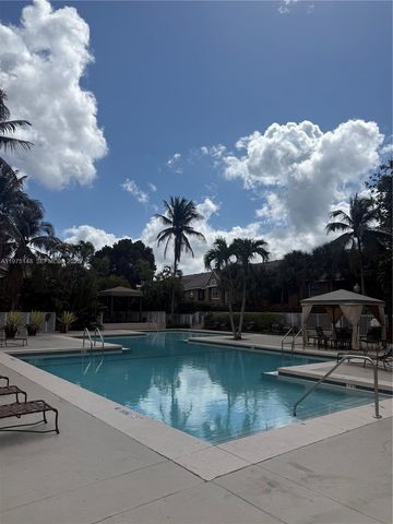 15680 SW 106th Lane 803, Miami, FL 33196