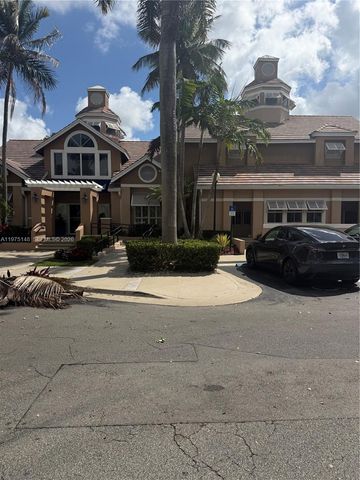 15680 SW 106th Lane 803, Miami, FL 33196