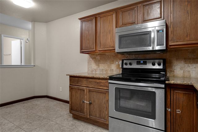 736 W Colony Drive, Arlington, TX 76001