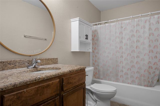 736 W Colony Drive, Arlington, TX 76001