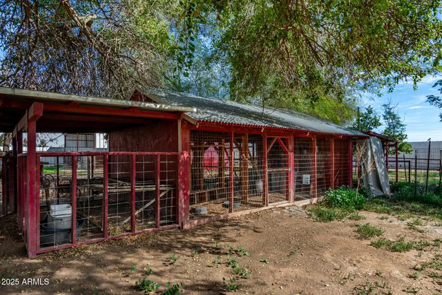 7117 N SARIVAL Avenue, Litchfield Park, AZ 85340