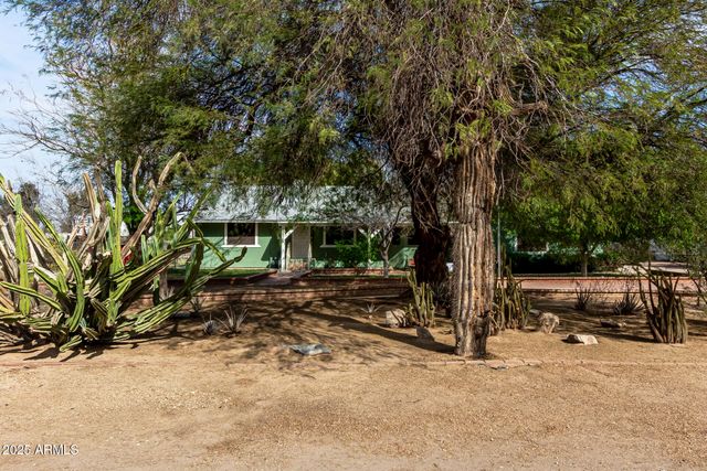 7117 N SARIVAL Avenue, Litchfield Park, AZ 85340