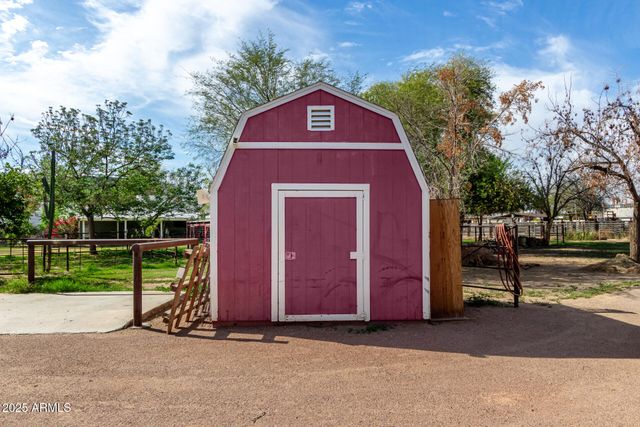 7117 N SARIVAL Avenue, Litchfield Park, AZ 85340