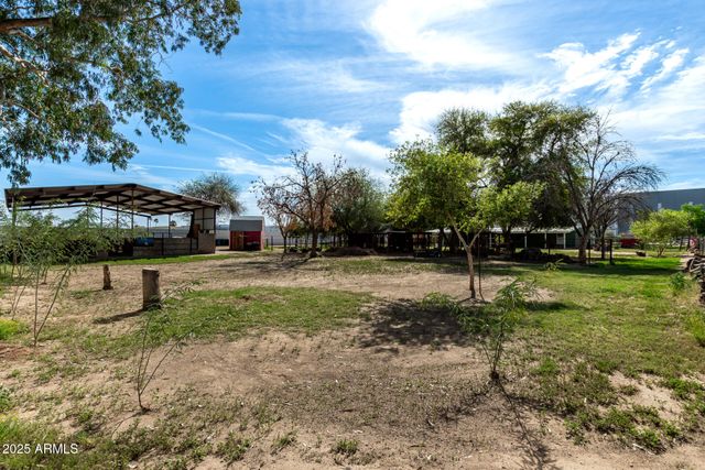 7117 N SARIVAL Avenue, Litchfield Park, AZ 85340