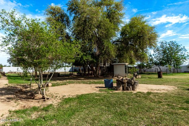 7117 N SARIVAL Avenue, Litchfield Park, AZ 85340