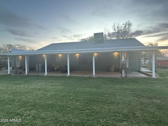 7117 N SARIVAL Avenue, Litchfield Park, AZ 85340