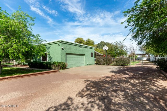 7117 N SARIVAL Avenue, Litchfield Park, AZ 85340