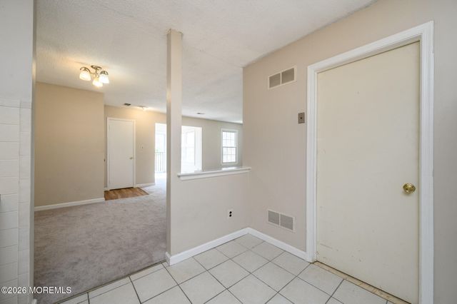 48 Frontier Way, Tinton Falls, NJ 07753