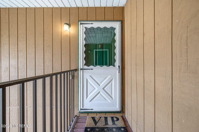 48 Frontier Way, Tinton Falls, NJ 07753