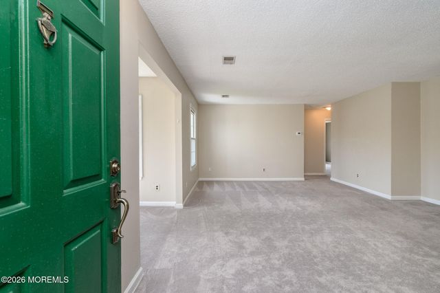 48 Frontier Way, Tinton Falls, NJ 07753