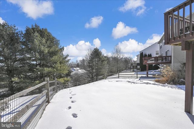 100 MARQUIS DR, Coatesville, PA 19320