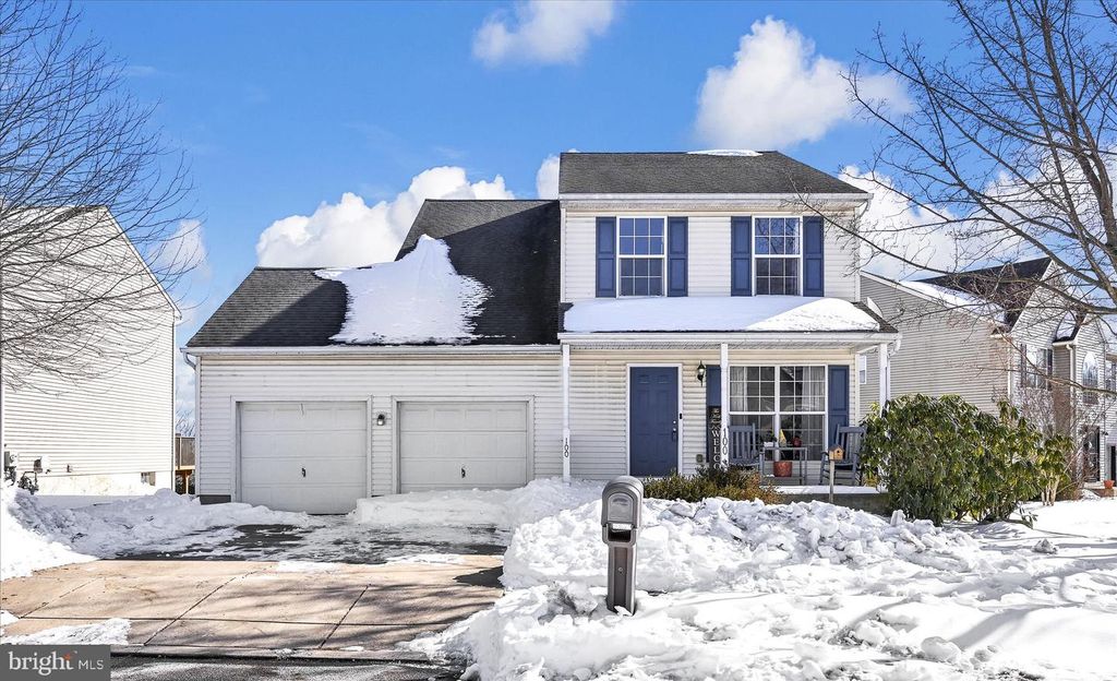 100 MARQUIS DR, Coatesville, PA 19320