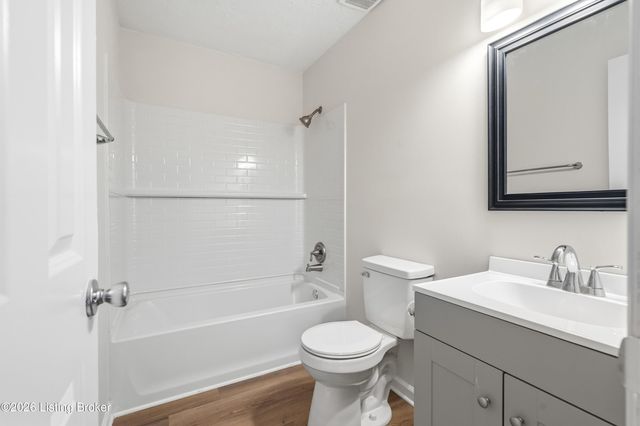 117 Valley View Dr, Shelbyville, KY 40065