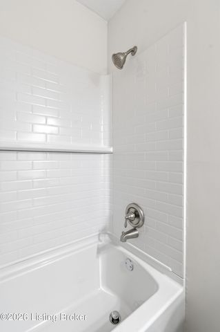 117 Valley View Dr, Shelbyville, KY 40065