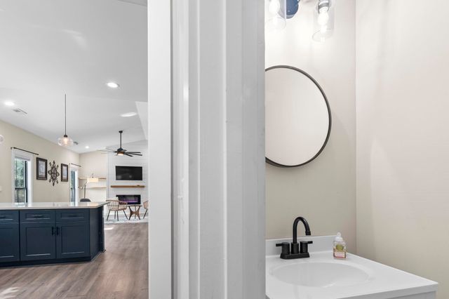 162 Moss Dale Ln., Pawleys Island, SC 29585