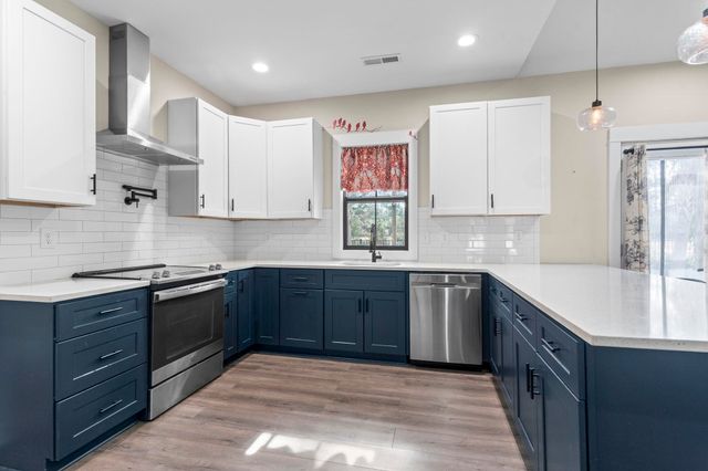 162 Moss Dale Ln., Pawleys Island, SC 29585