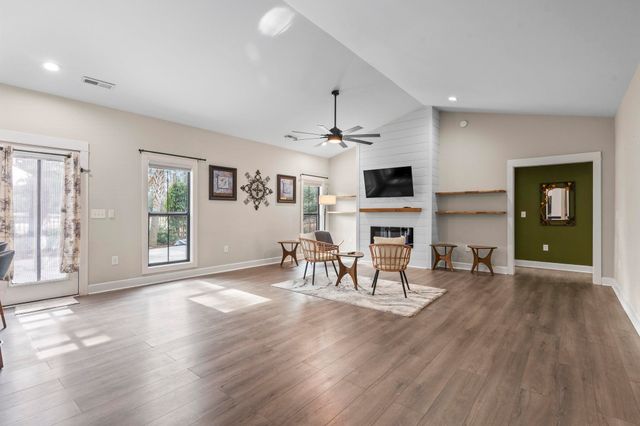 162 Moss Dale Ln., Pawleys Island, SC 29585