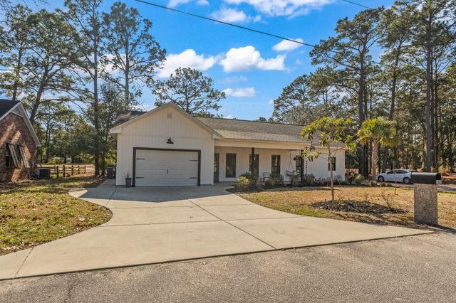 162 Moss Dale Ln., Pawleys Island, SC 29585