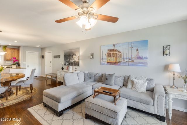 4610 N 68TH Street 477, Scottsdale, AZ 85251