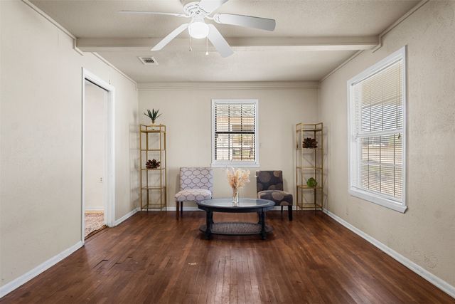 1610 Irvin Street, Bridgeport, TX 76426